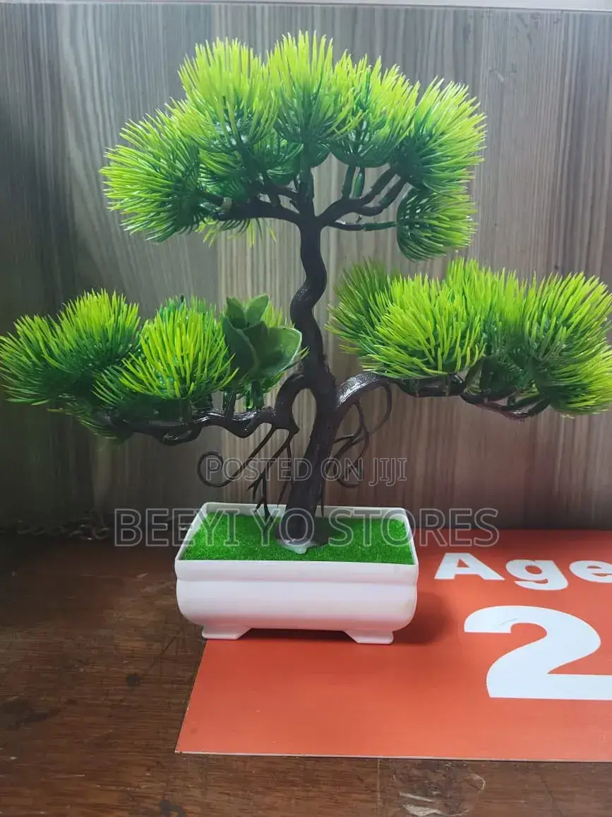 Artificial Bonsai Plant – Decorative Tabletop Greenery