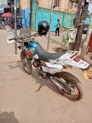 Yamaha 2010 White