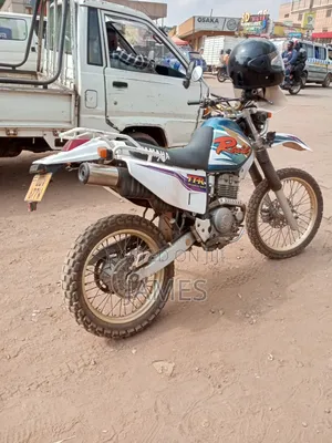 Yamaha 2010 White