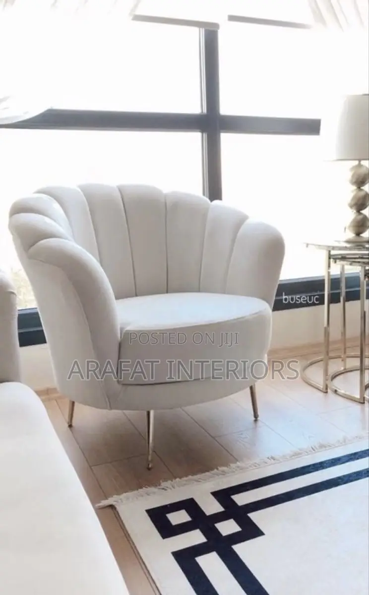 Ocoon Curved Armchair