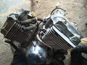 Honda 2005 Silver