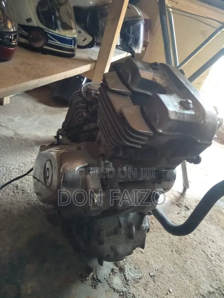 Honda 2005 Silver