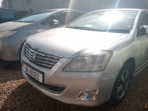 Toyota Premio 2010 Silver