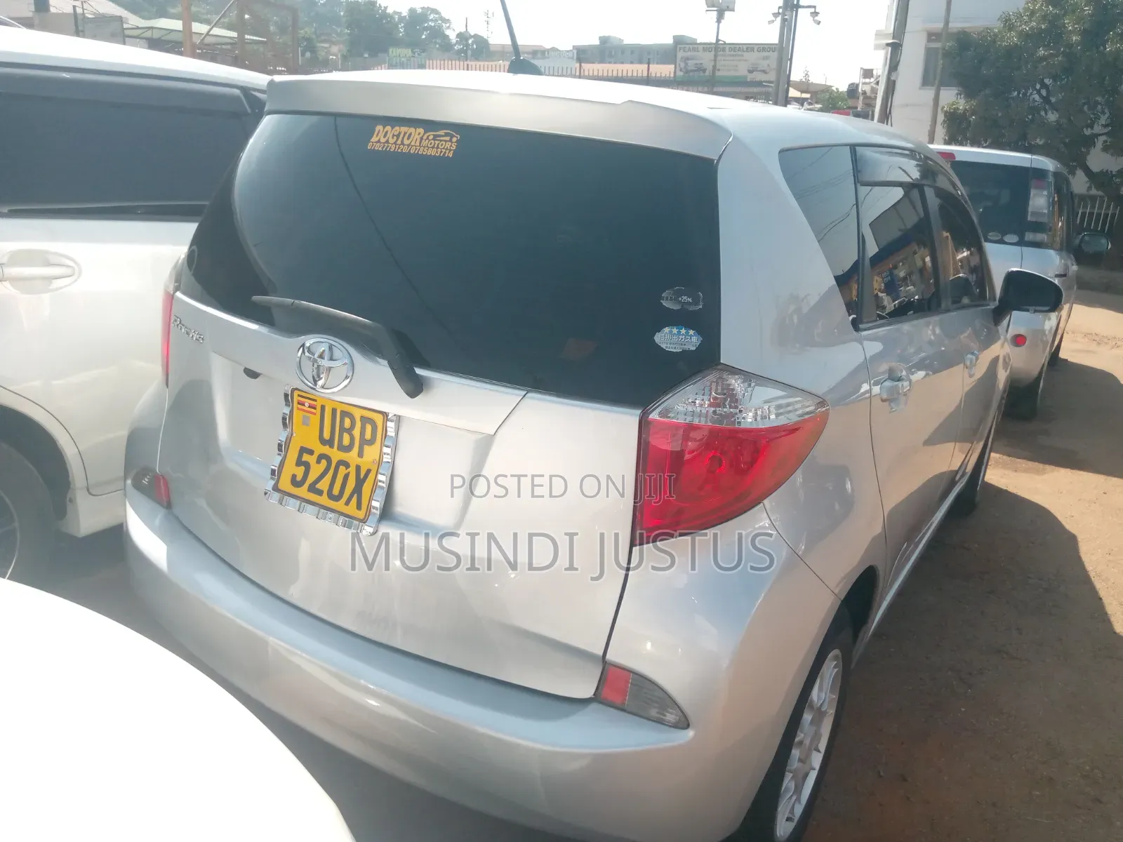 Toyota Ractis 2012 Silver