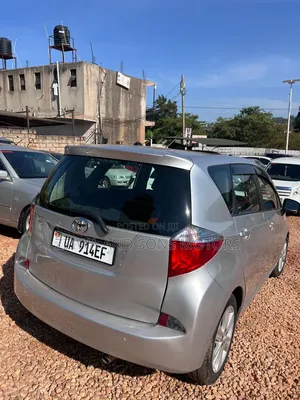 Toyota Ractis 2011 Gray