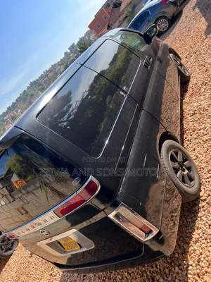 Nissan Elgrand 2004 Black