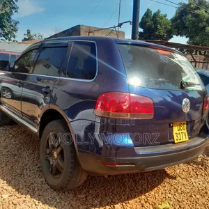 Volkswagen Touareg 2006 Blue