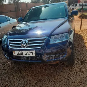 Volkswagen Touareg 2006 Blue