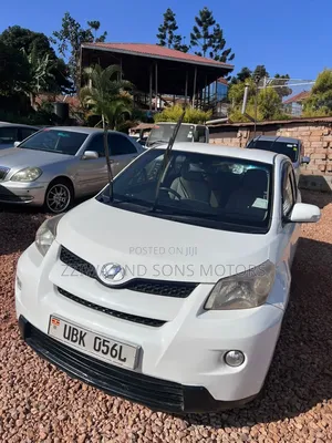 Toyota IST 2011 White
