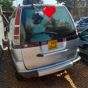 Toyota Noah 2009 Maroon