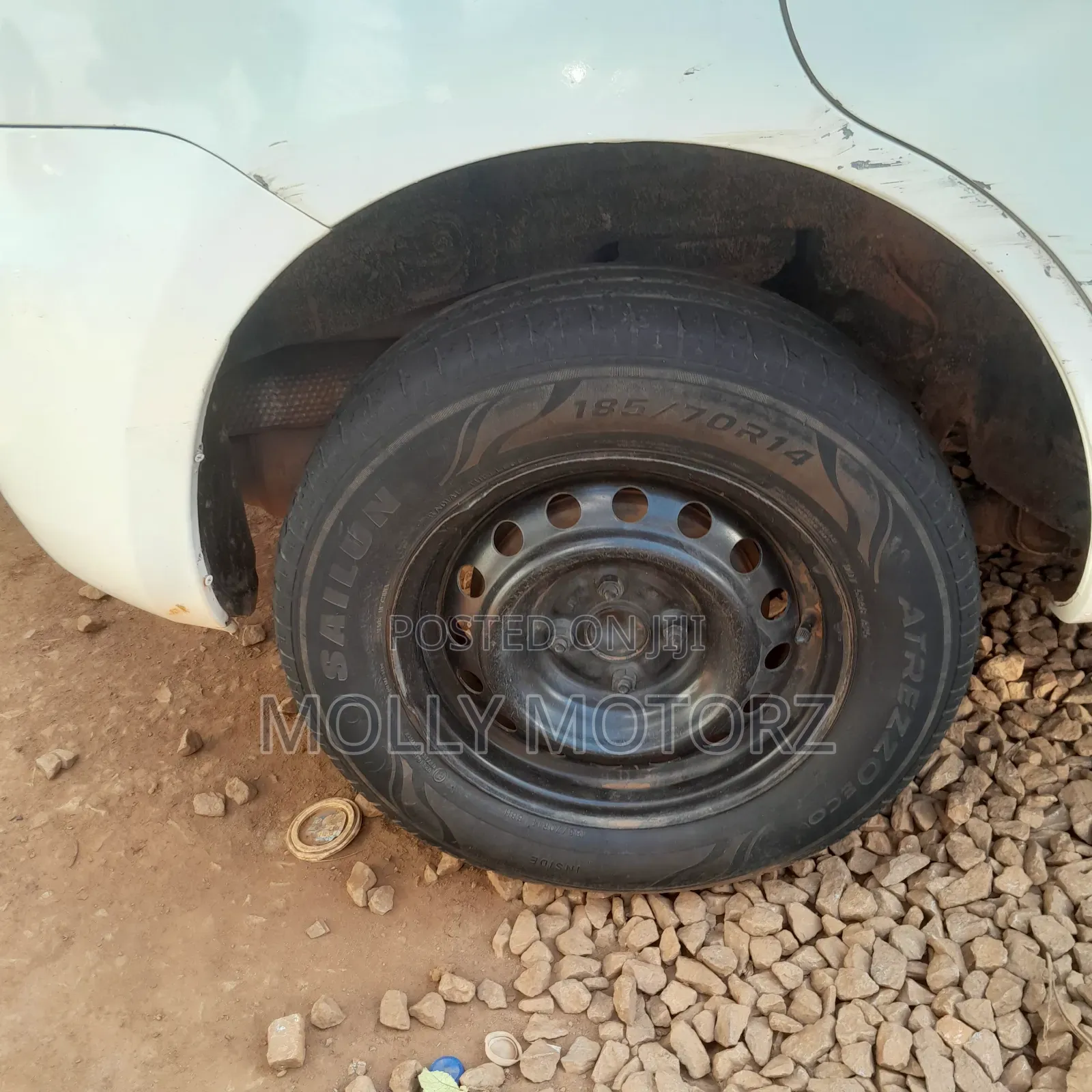 Toyota Sienta 2010 White