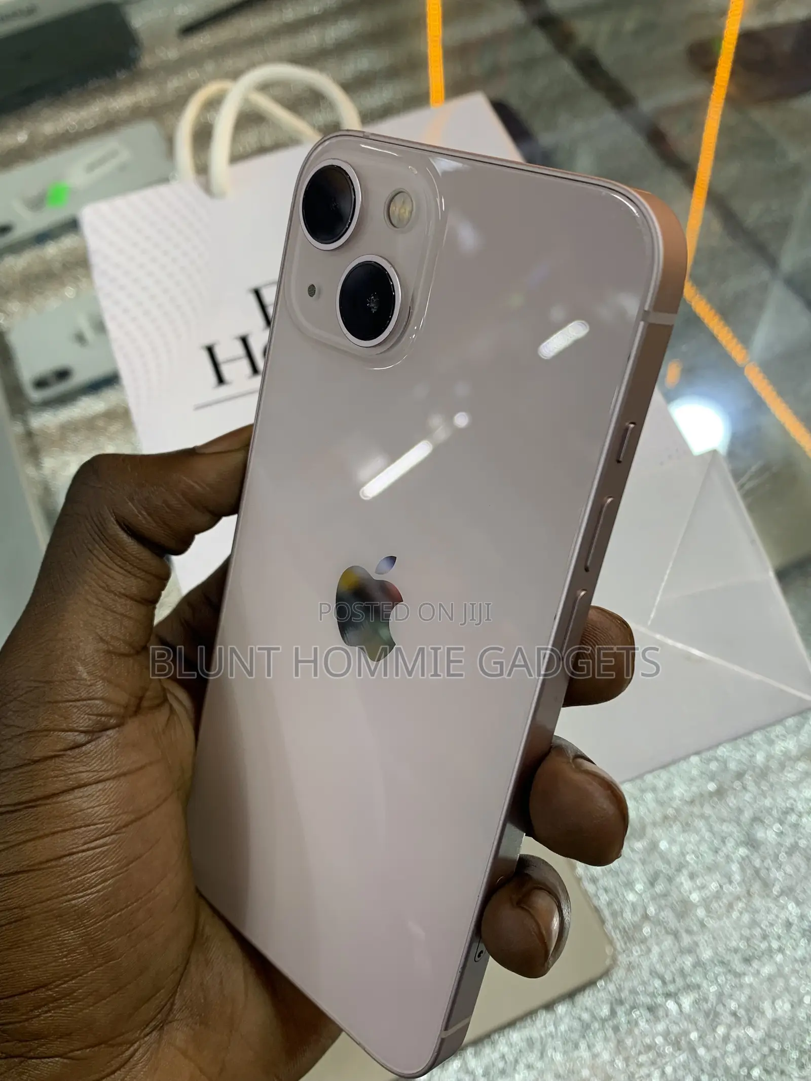 Apple iPhone 13 128 GB Pink