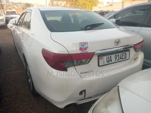 Toyota Mark X 2014 White
