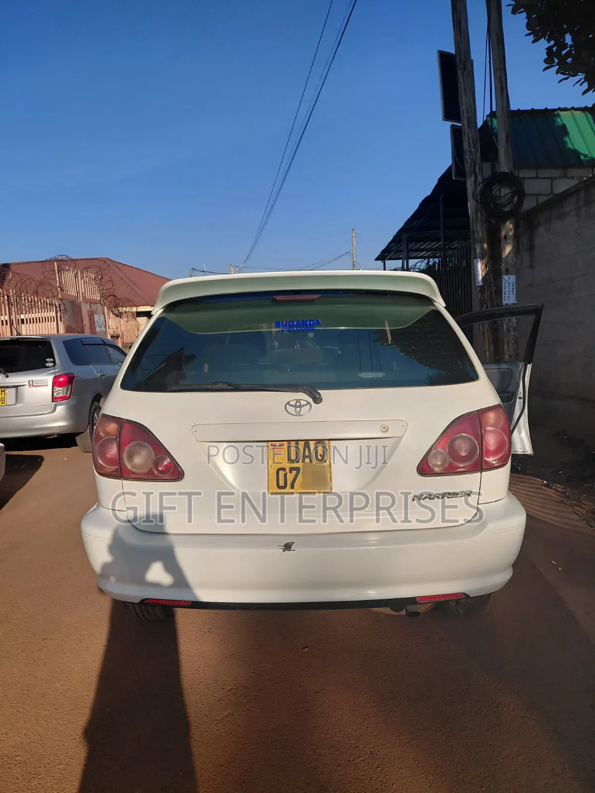 Toyota Harrier 2001 White