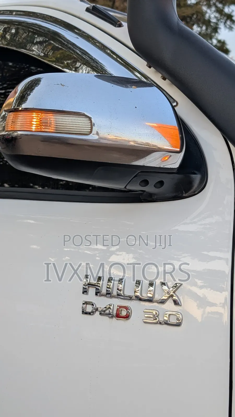 Toyota Hilux 2012 White