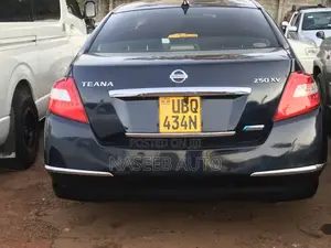 Nissan Teana 2010 Blue