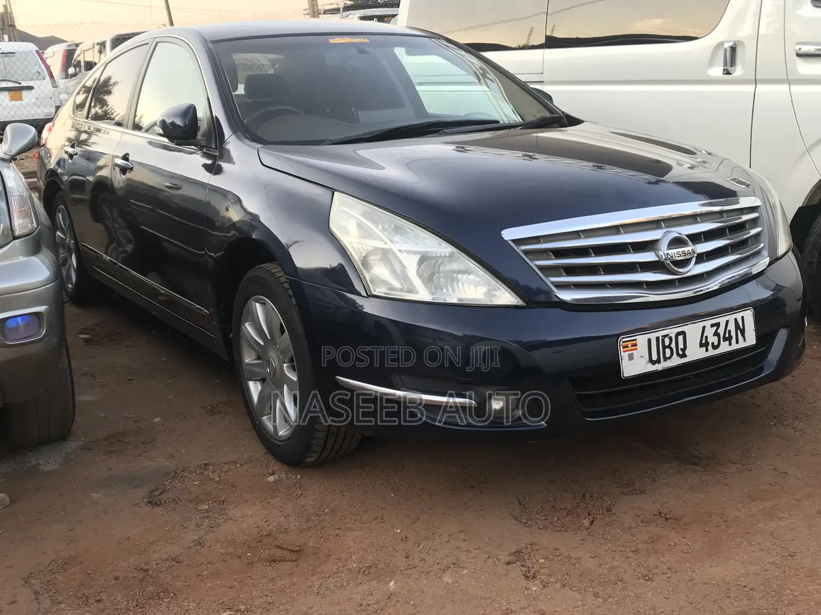 Nissan Teana 2010 Blue