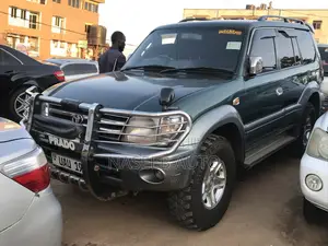 Toyota Land Cruiser Prado 2000 Green