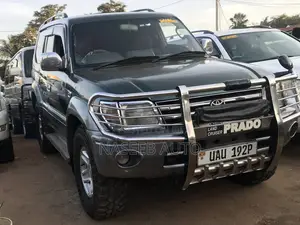 Toyota Land Cruiser Prado 2000 Green