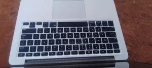 New Laptop Apple MacBook Pro 8GB SSD 256GB