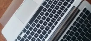 New Laptop Apple MacBook Pro 8GB SSD 256GB