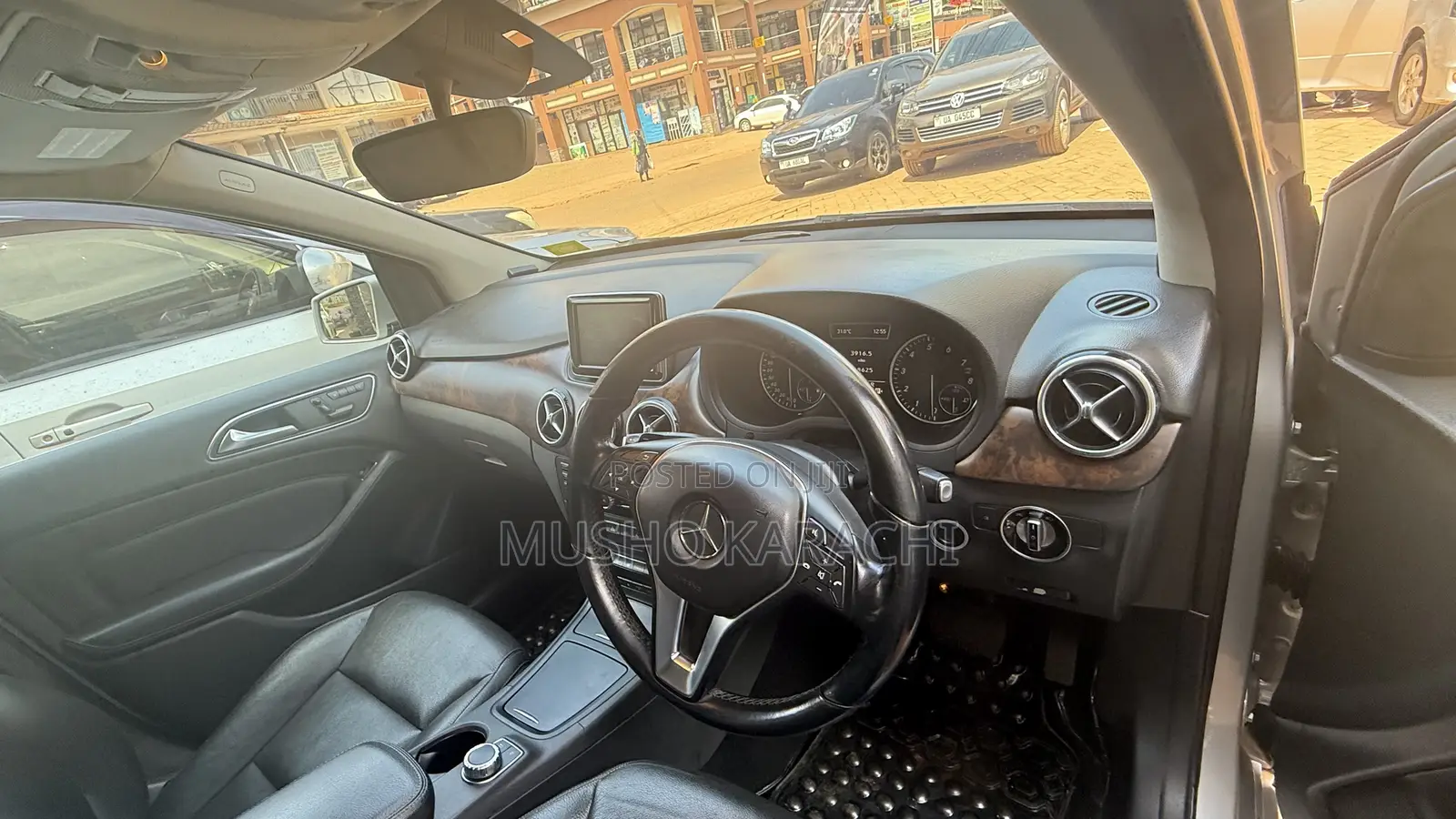 Mercedes-Benz B-Class B180 Petrol 2012 Silver