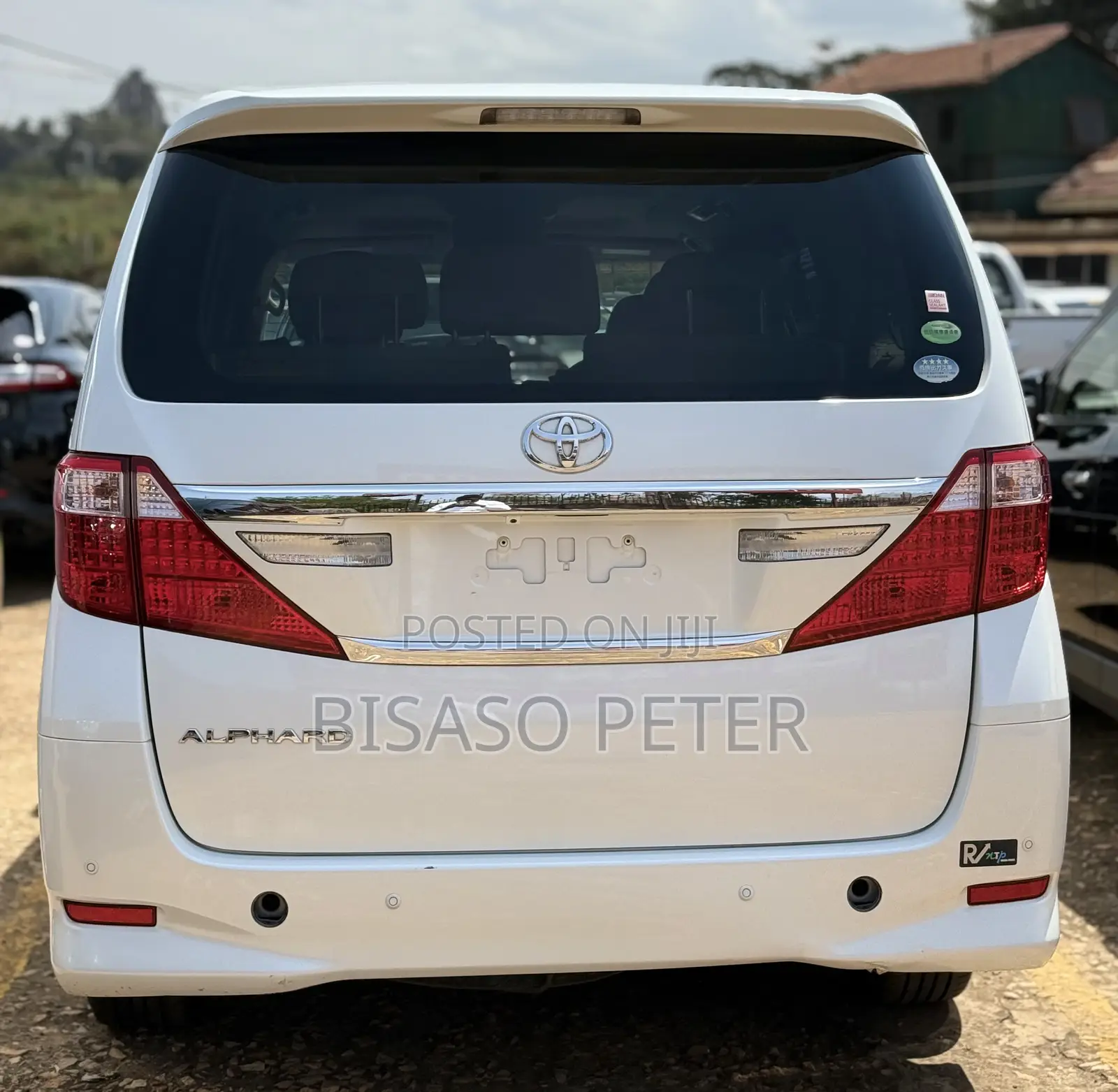Toyota Alphard 2.4 Petrol AWD 2013 White