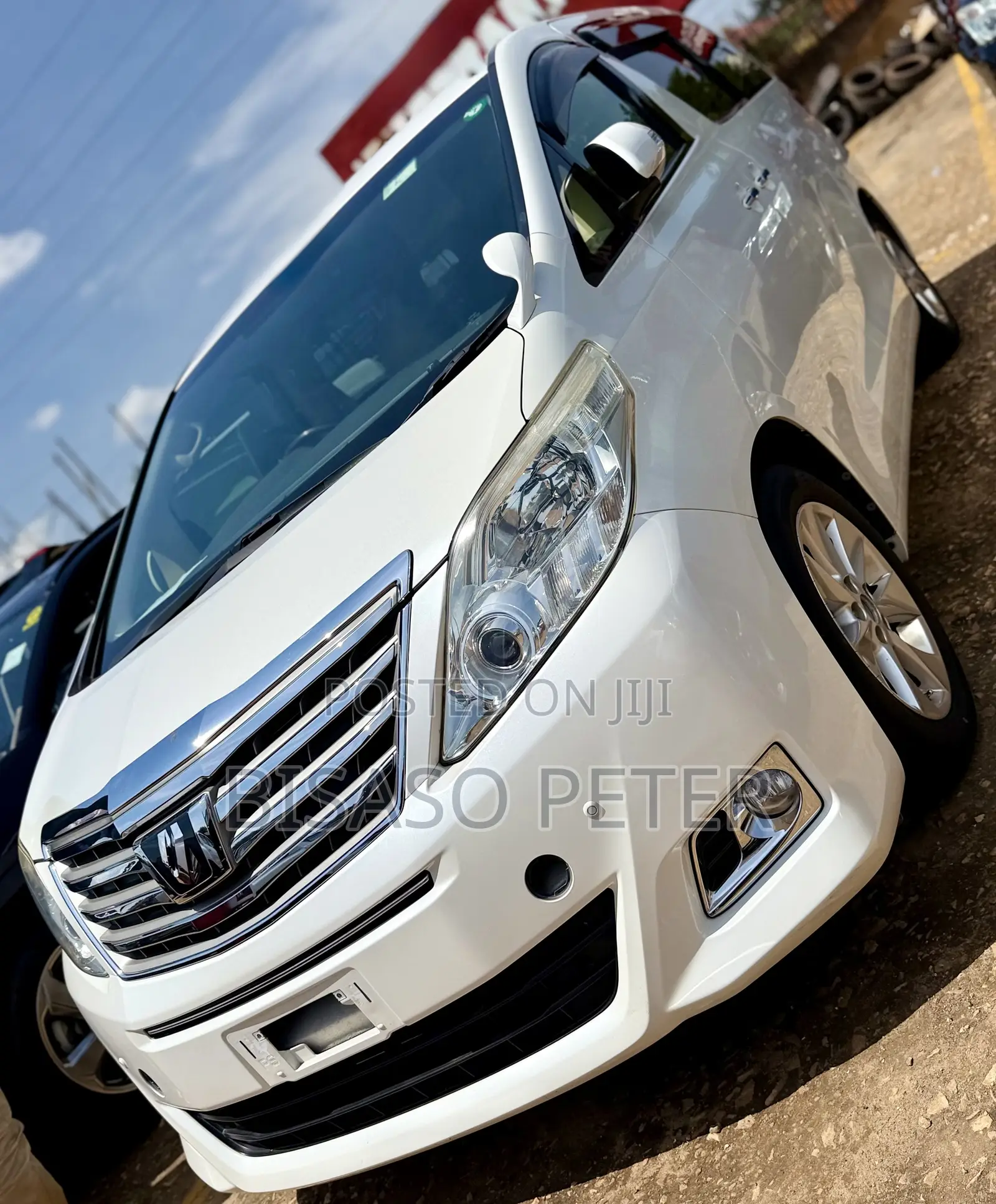 Toyota Alphard 2.4 Petrol AWD 2013 White