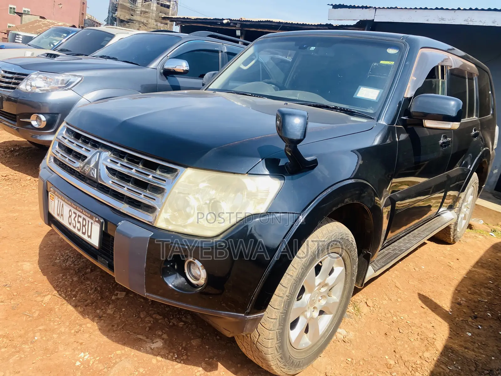 Mitsubishi Pajero 3.2 Di-Dc GLS 2010 Black