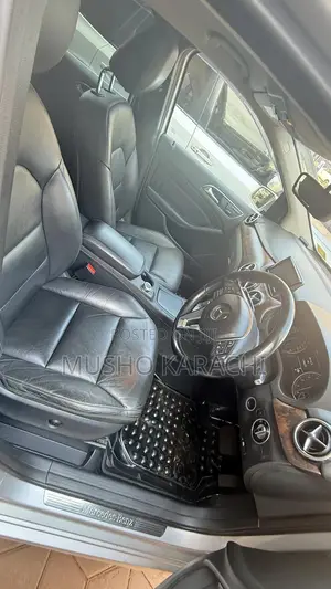 Mercedes-Benz B-Class B180 Petrol 2012 Silver