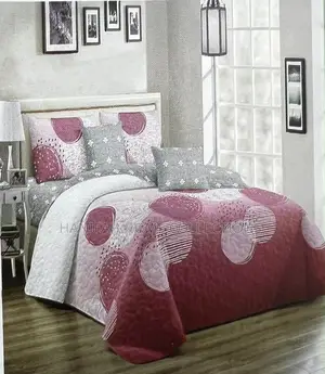 Pink Heart Bedspread