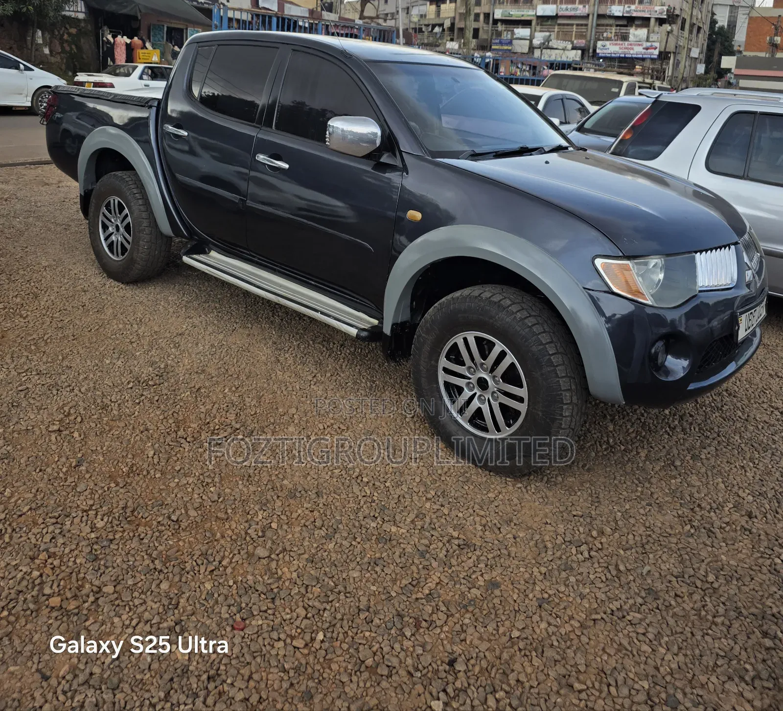 Mitsubishi L200 Double Cab 2.5 136hp 4WD 2007 Gray