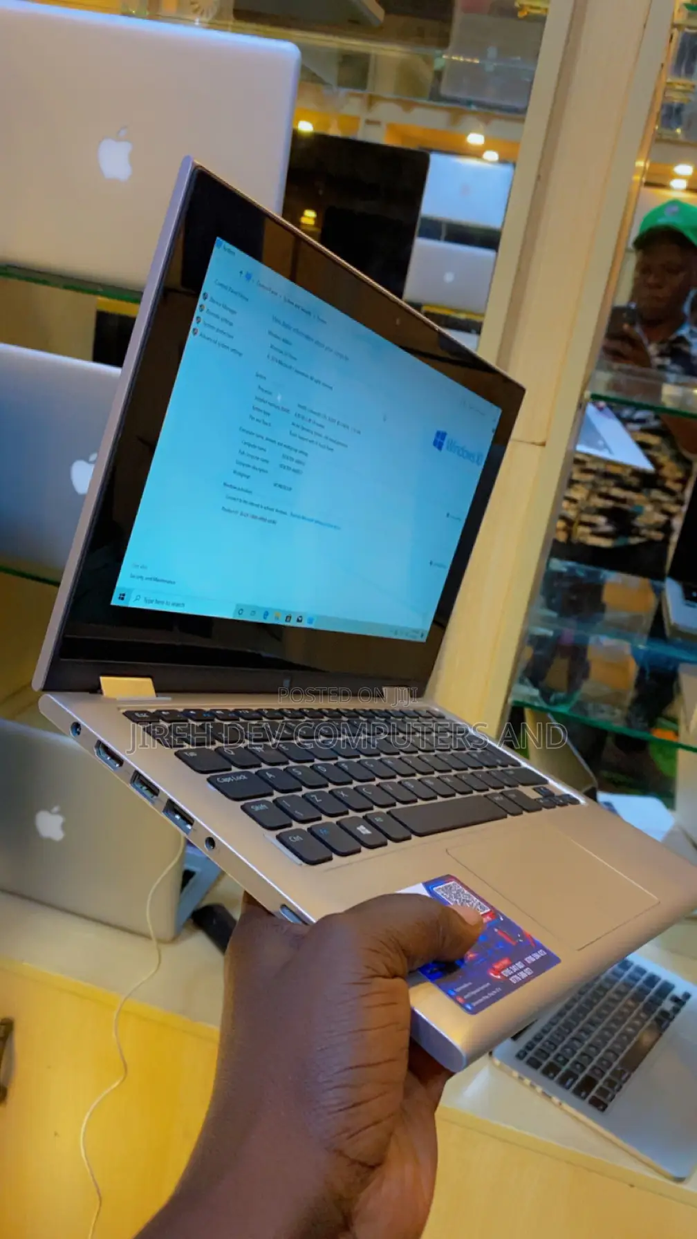 Laptop Dell Inspiron 11 3147 4GB Intel Celeron SSD 140GB