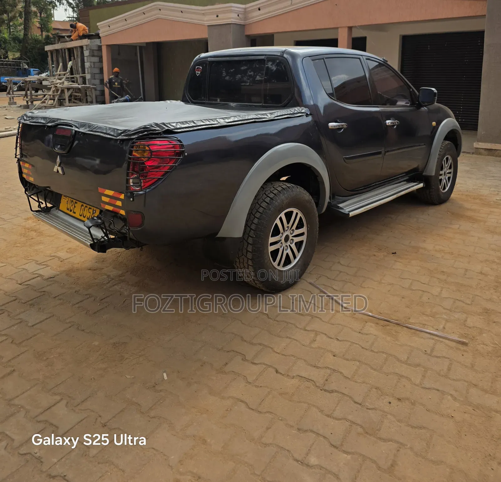 Mitsubishi L200 Double Cab 2.5 136hp 4WD 2007 Gray