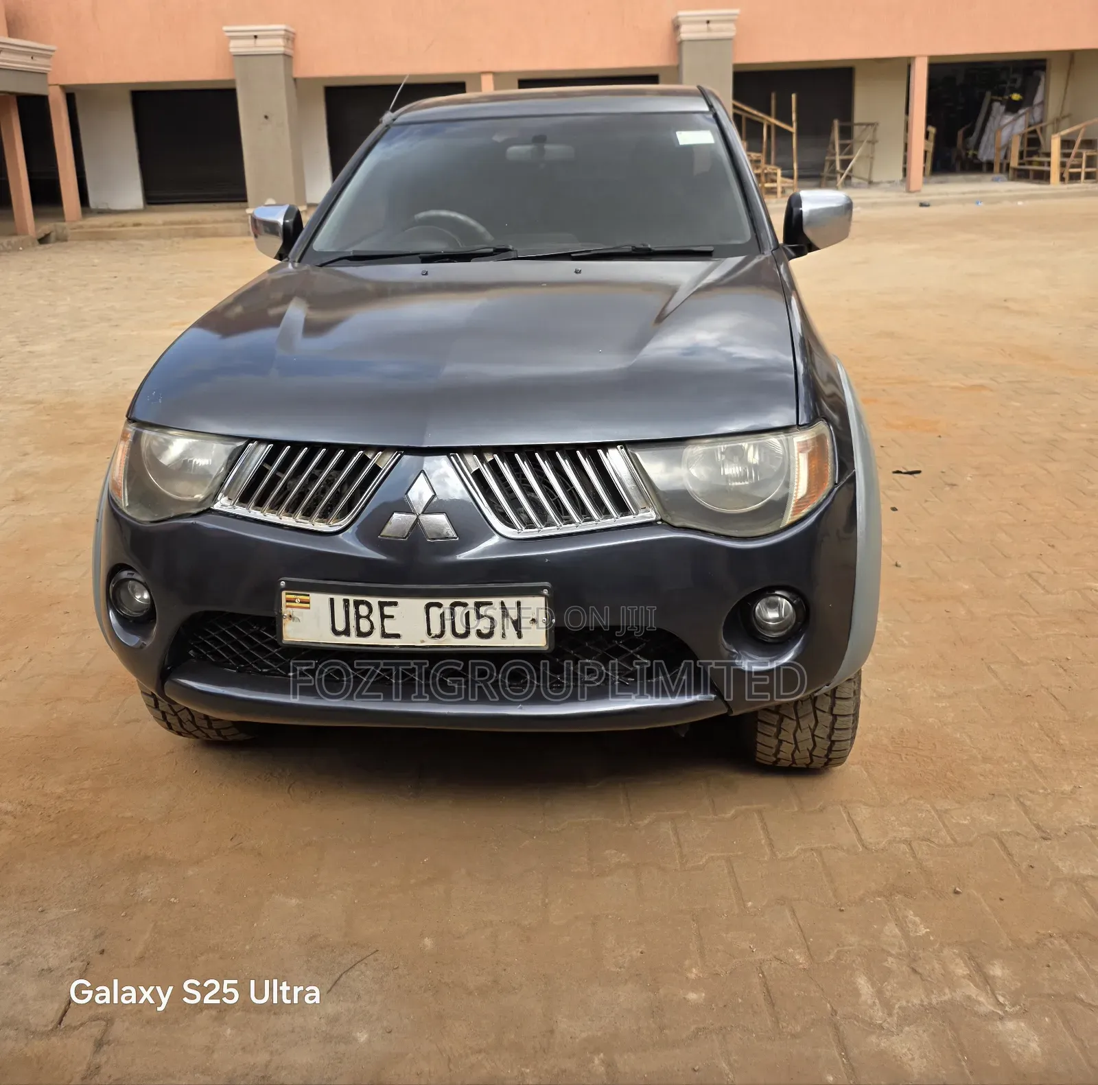Mitsubishi L200 Double Cab 2.5 136hp 4WD 2007 Gray