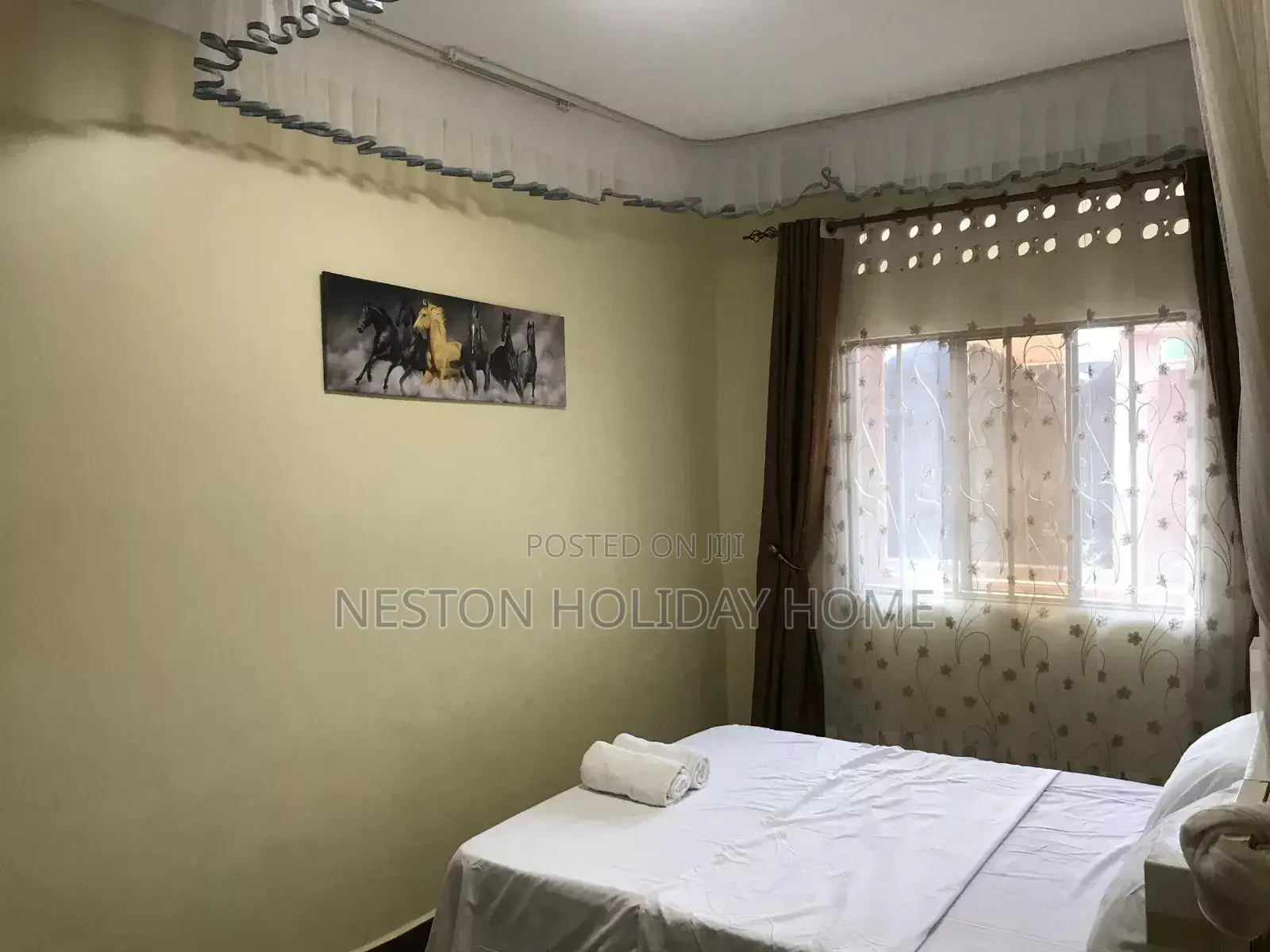 Neston Holiday Home