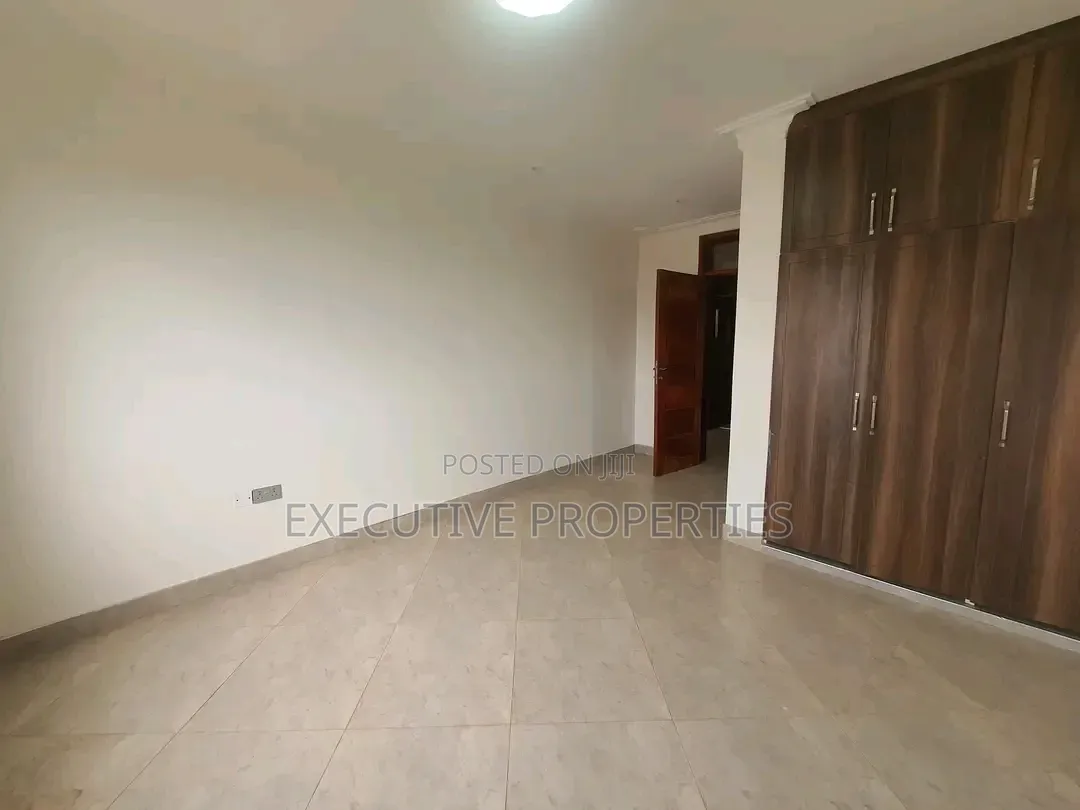 1bdrm Apartment in Lweza Entebbe Road, Central Division for rent