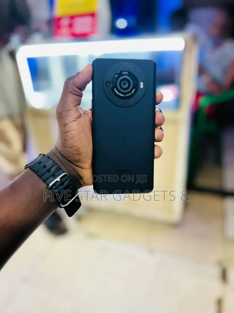 Sharp Aquos R8s pro 256 GB Black