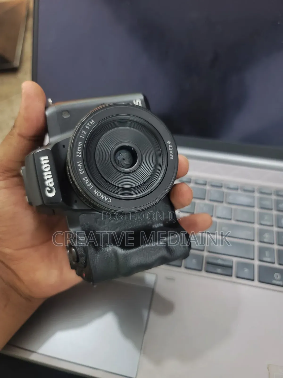 Canon M50