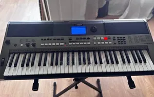 Yamaha Psr E443 Keyboard Piano