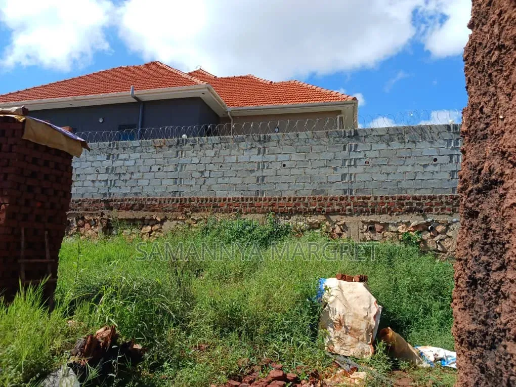 Land for Sell Located at Kitende