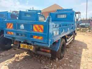 Canter Dumper