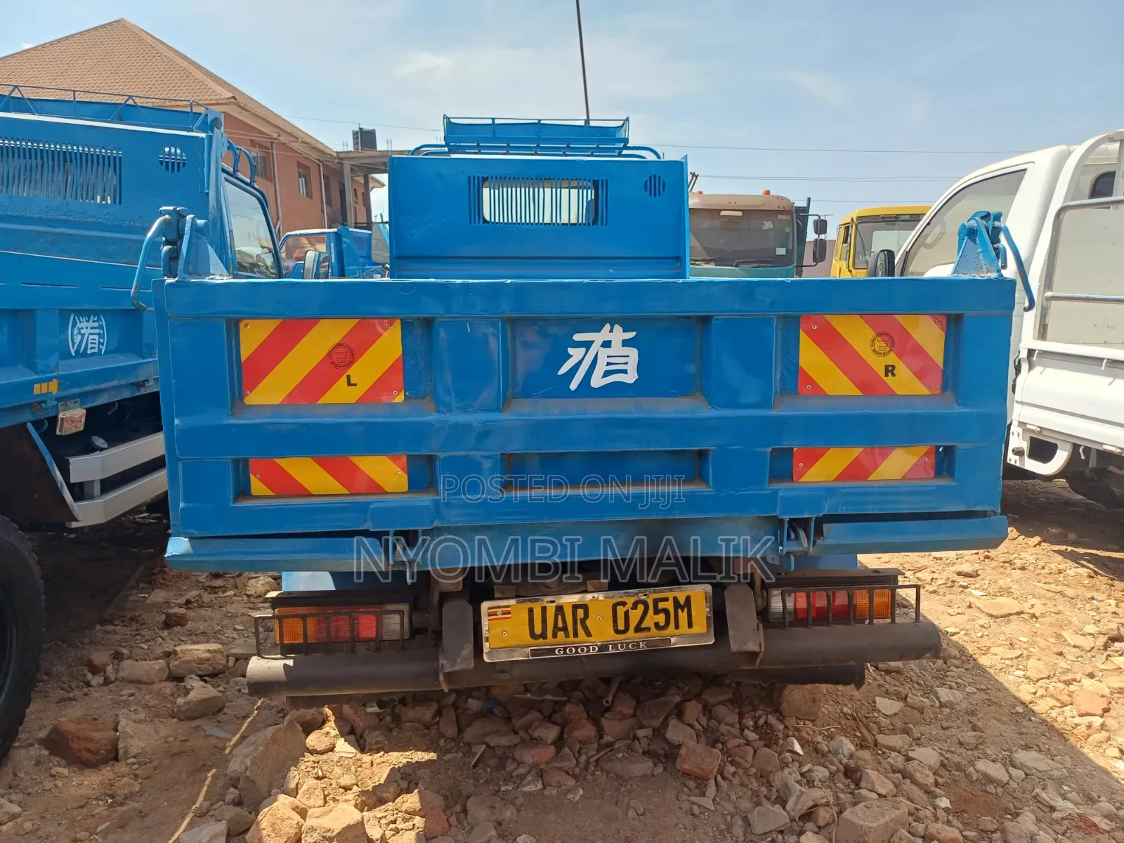 Canter Dumper
