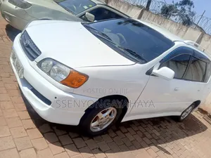 Toyota Ipsum 1998 Silver