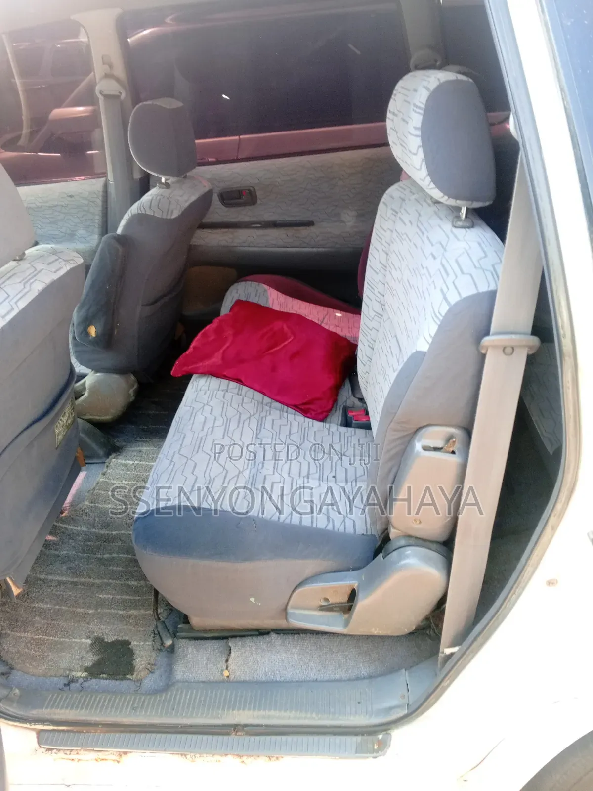 Toyota Ipsum 1998 Silver
