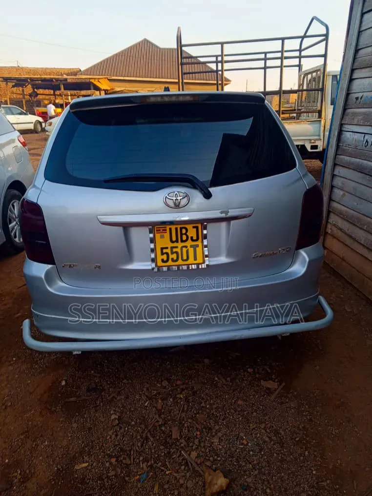 Toyota Corolla Fielder 2010 Gray