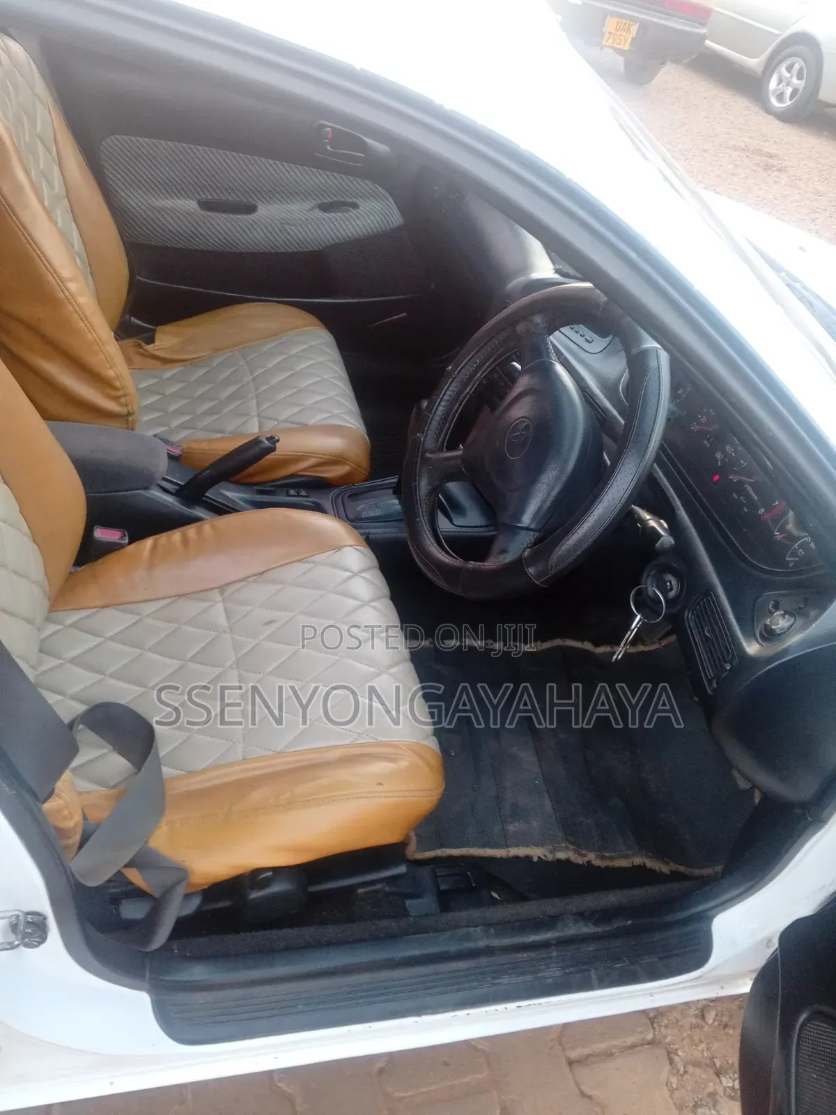 Toyota Corolla 1998 White