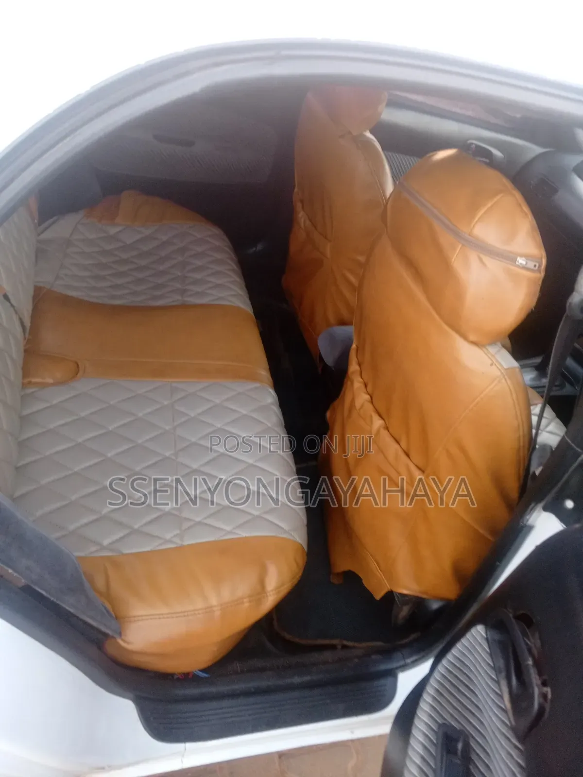 Toyota Corolla 1998 White
