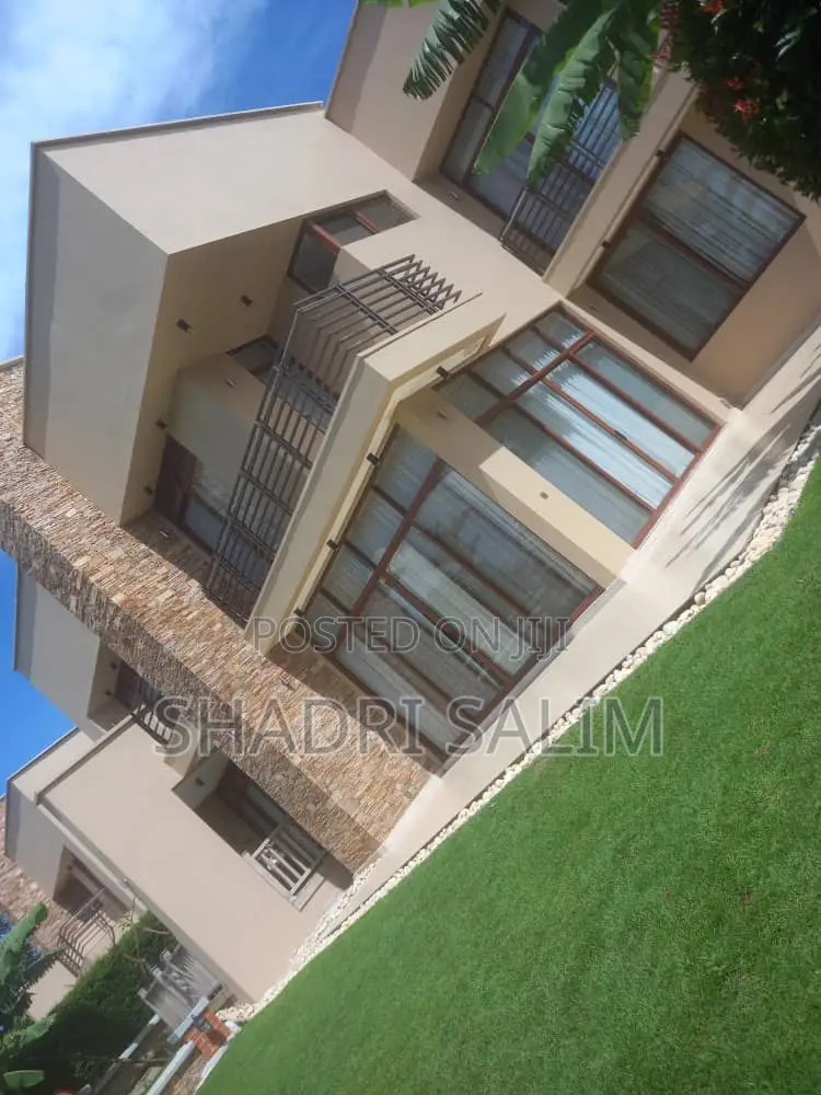 Walking Slabs And Landscaping