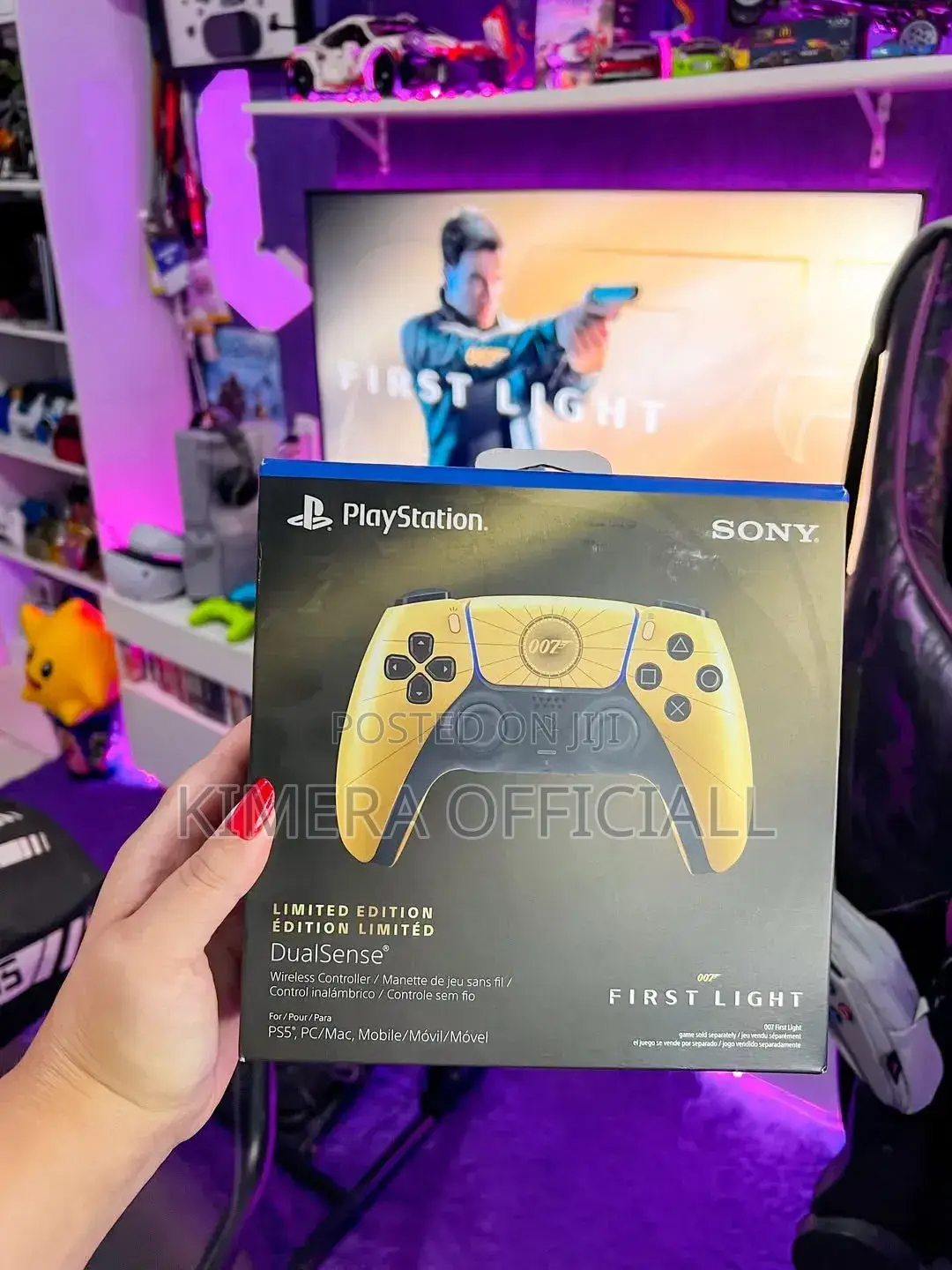 James Bond-Themed Game Pads